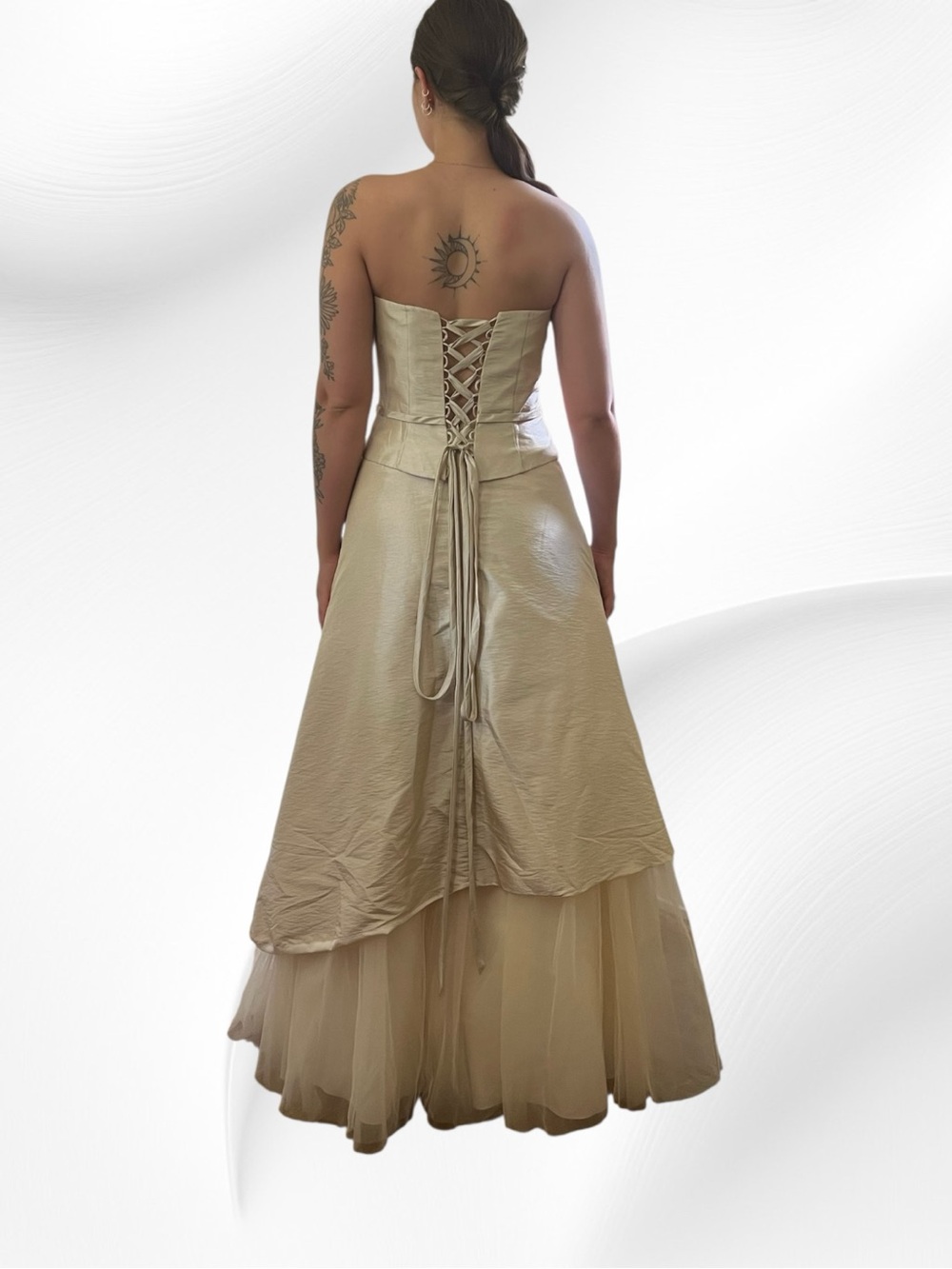 Raylia Bridal Taffata Corset Asemetrical with Exposed Crinoline Hem Size 10 NWT - Picture 6 of 8